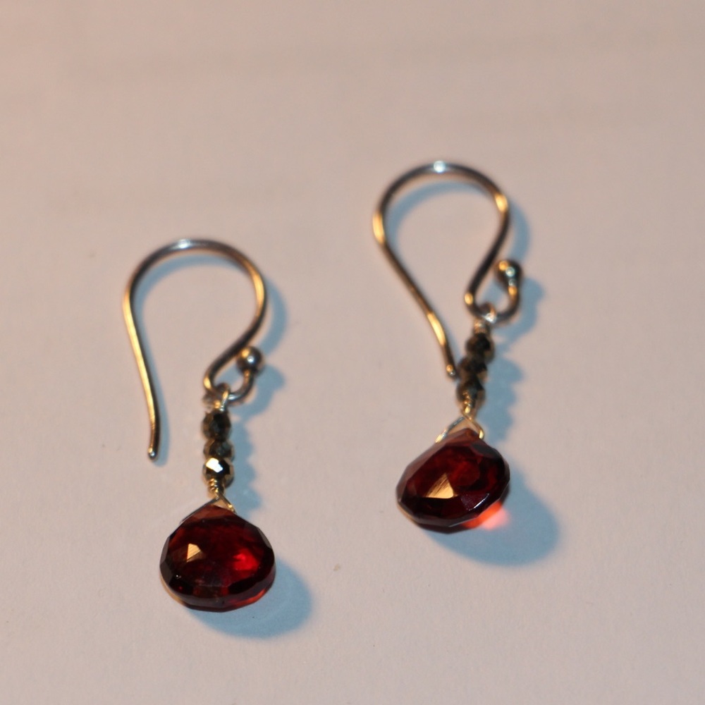 Red and silver colored earrings ❣️